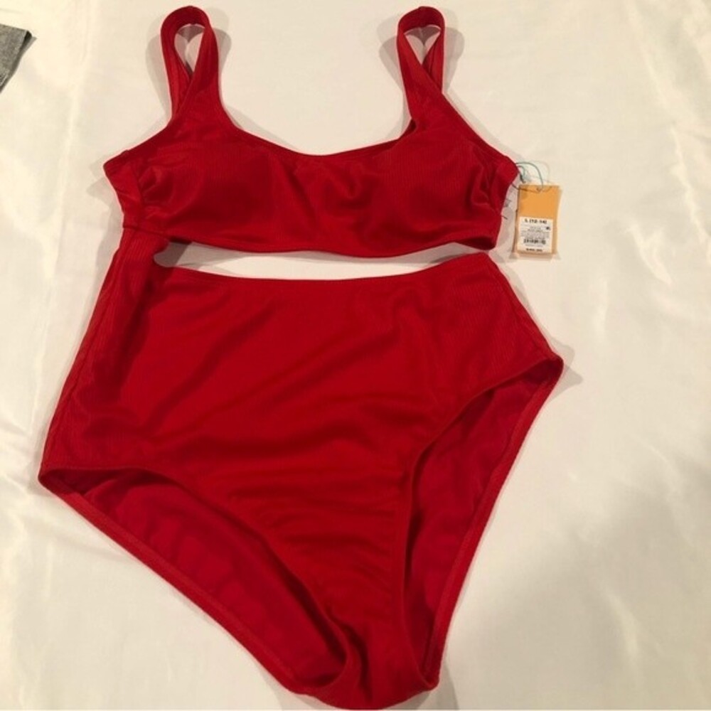 Kona Sol One Piece Swimsuit 12-14